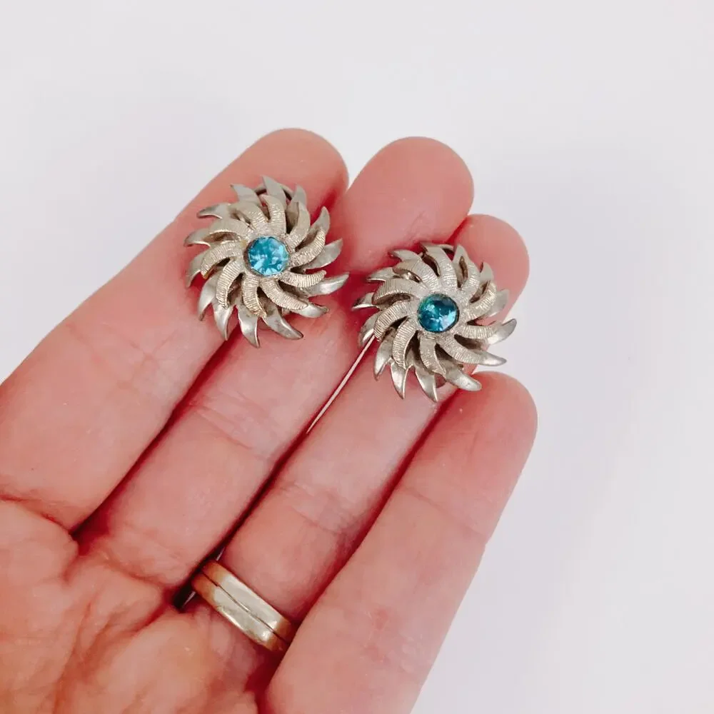 Signed Kramer Vintage Mid Century Atomic Aqua Blue Rhinestone Clip Earrings